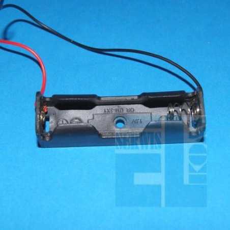 KOSZYK POJEMNIK BATERII 1xAA PŁASKI 1x R6 AA Z PRZEWODEM